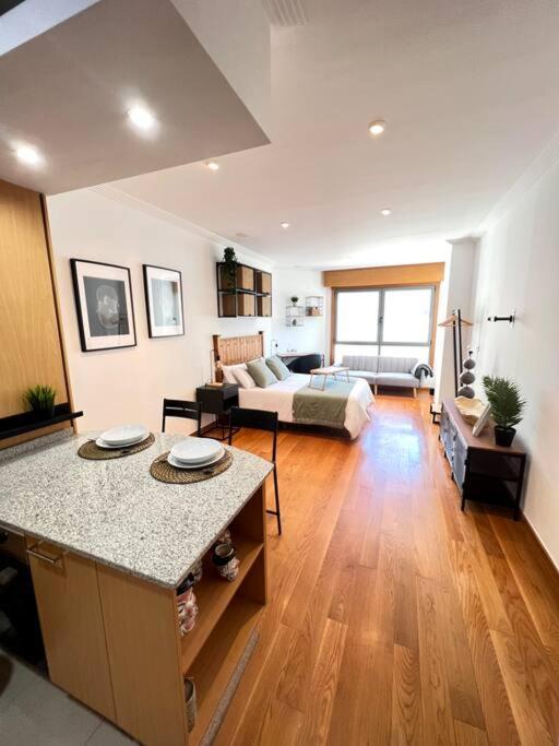 Central Suites Poli Sanz Vigo Exterior foto